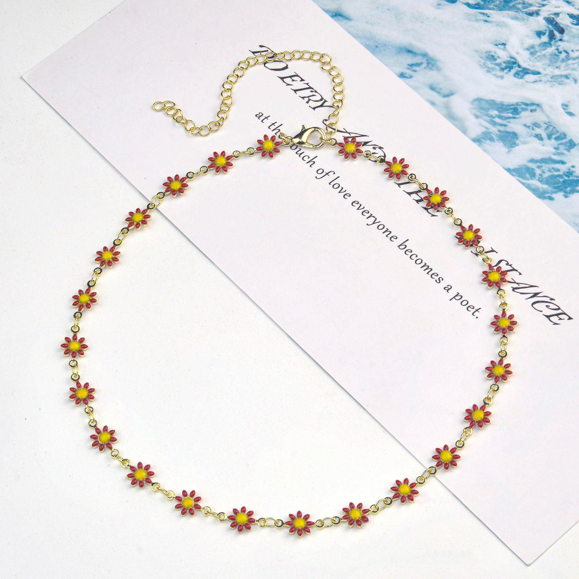 Wholesale Daisy Clavicle Alloy Necklaces